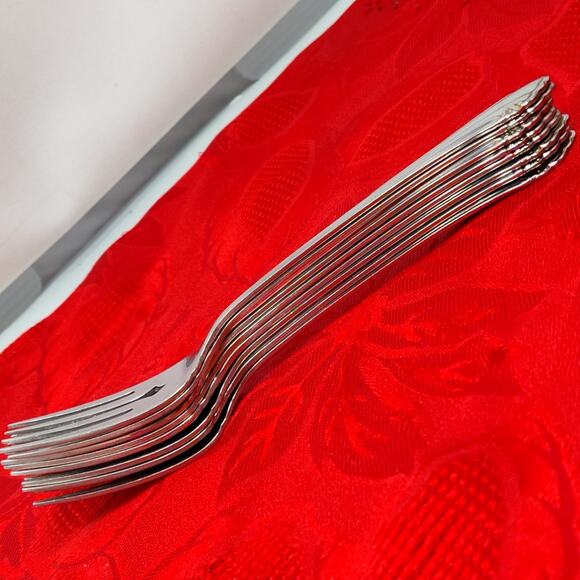 8X SF Oneida Rogers USA Bittersweet Repose Stainless 8 Salad Forks - Picture 14 of 14